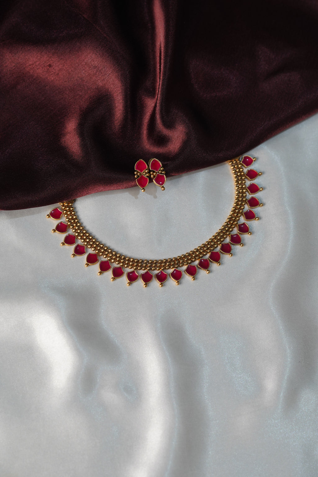 Classic Drop Necklace - UJ25C004