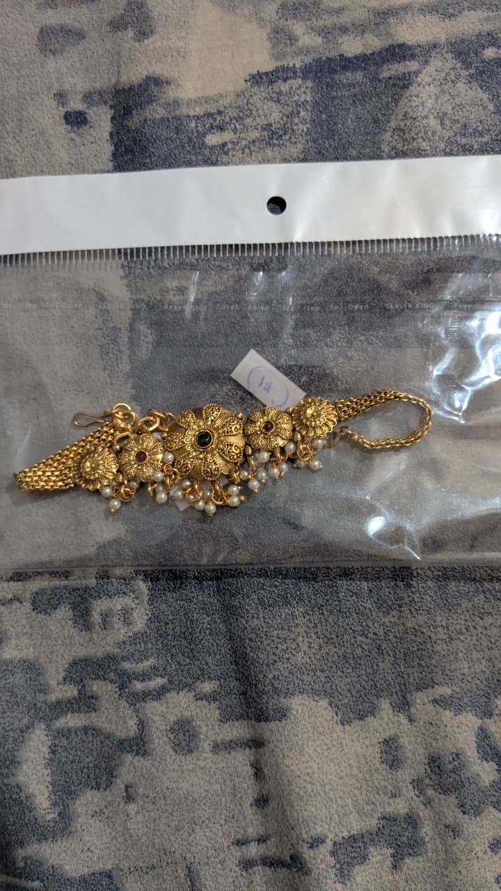 Antique Temple Flower Stone Choker - UJ25C017