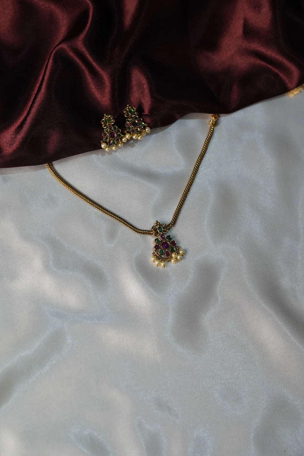 Simple Flower Stone Necklace - UJ1006