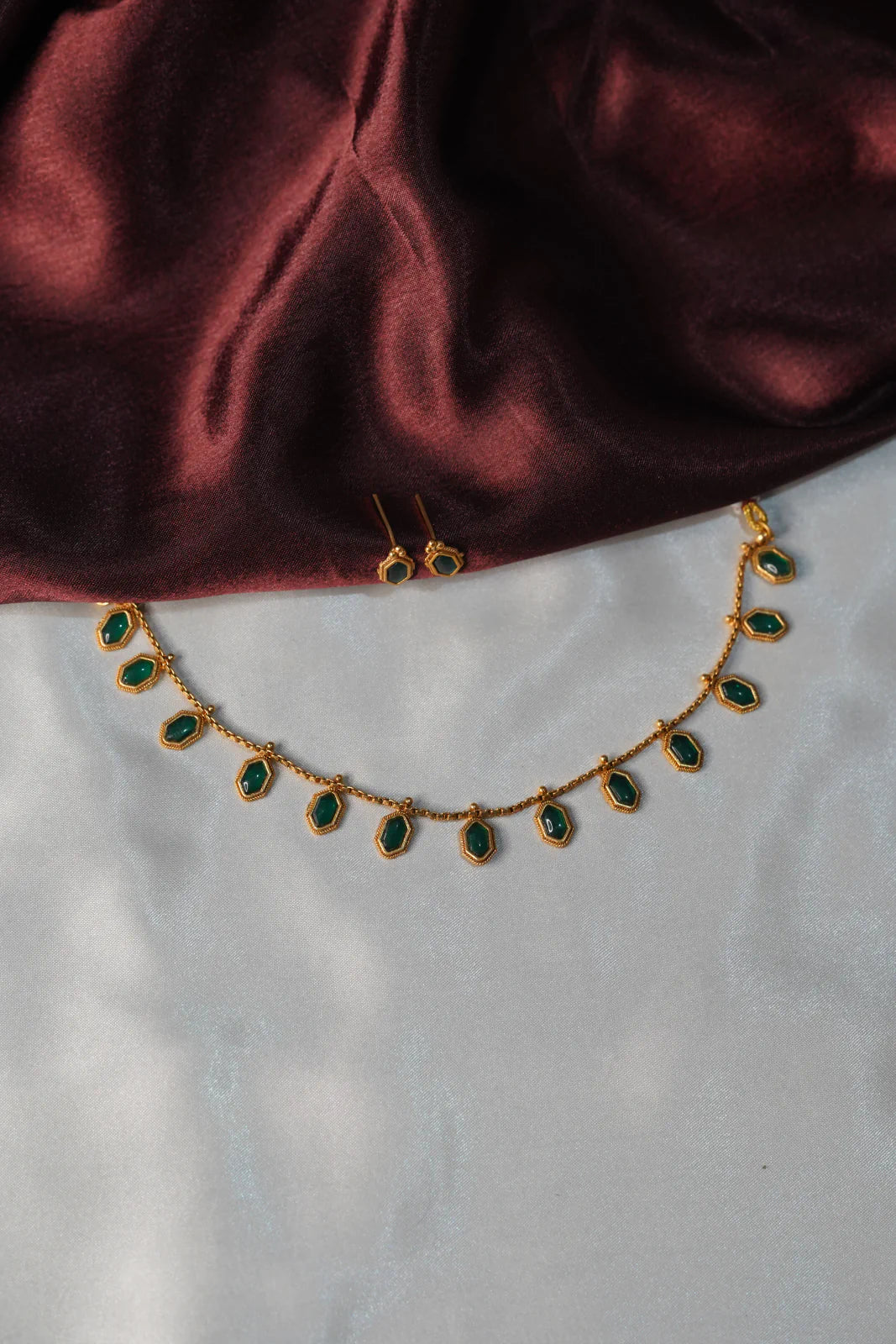 Simple Green Stoner Necklace - UJ1010