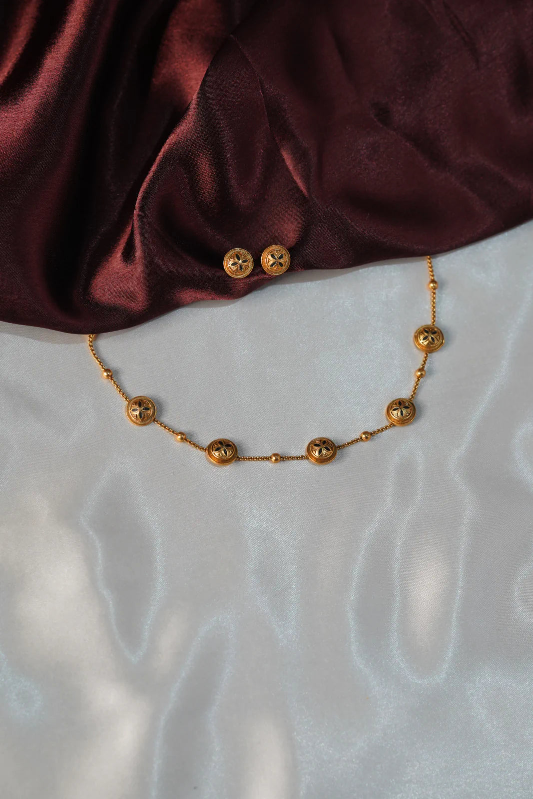 Floral Charm Necklace Set - UJ1011
