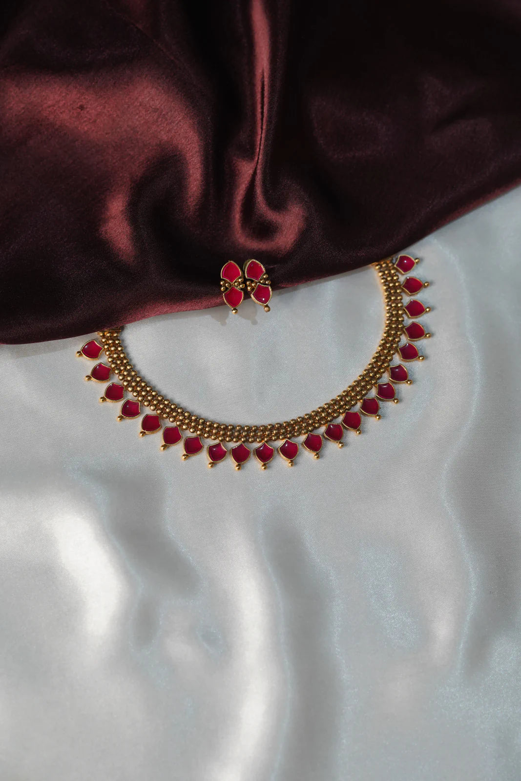 Classic Necklace Set - UJ1028