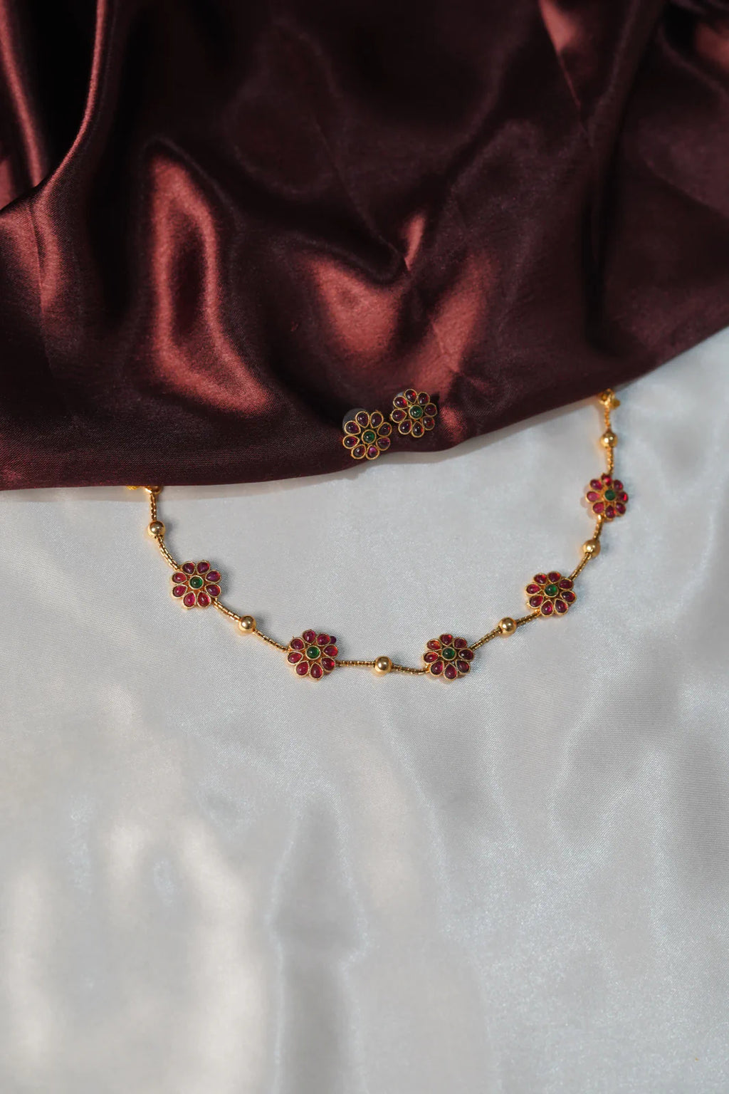 Flower Chain - UJ1052