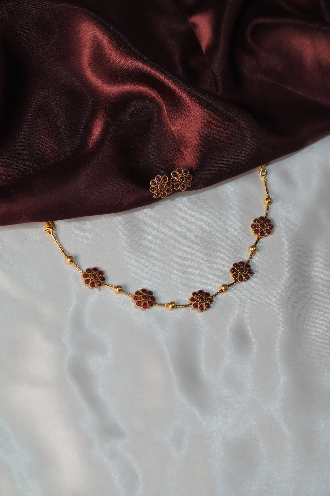 Flower Chain - UJ1052