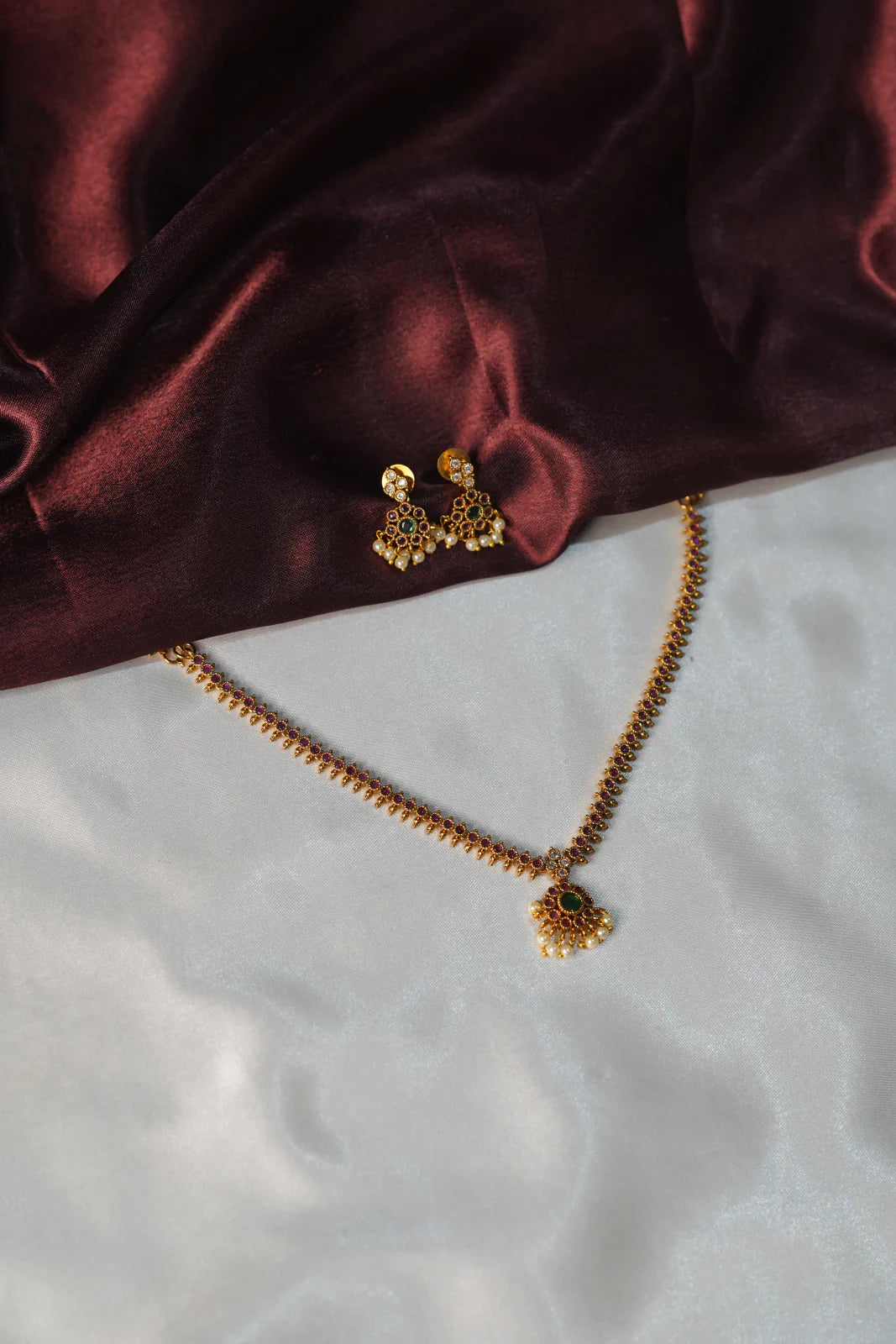 Temple Flower Stoner Necklace - UJ1053