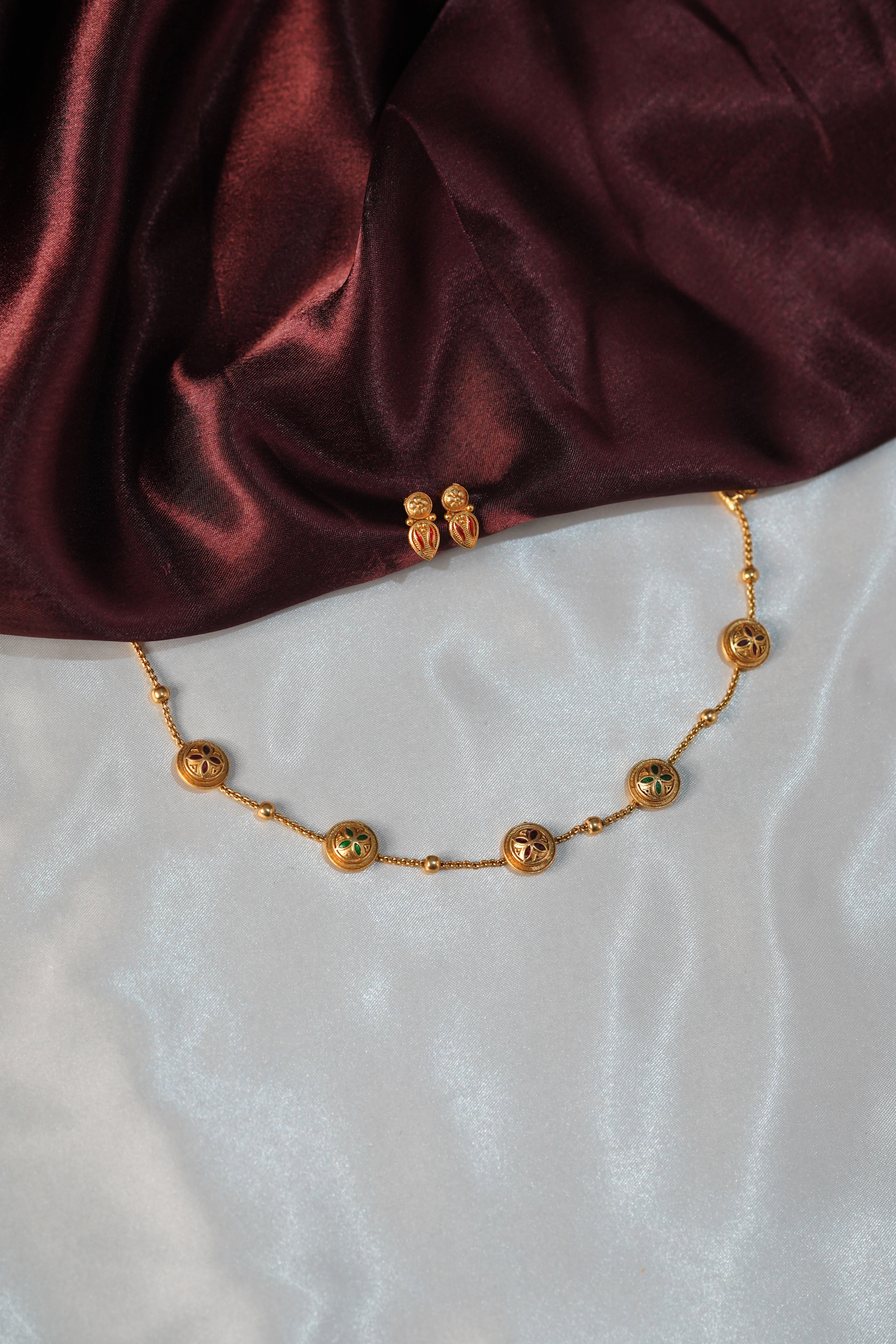 Floral Charm Necklace Set - UJ25C011